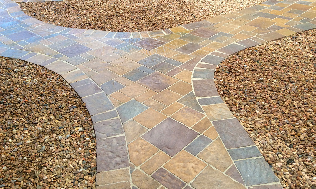 uel_pavers_09