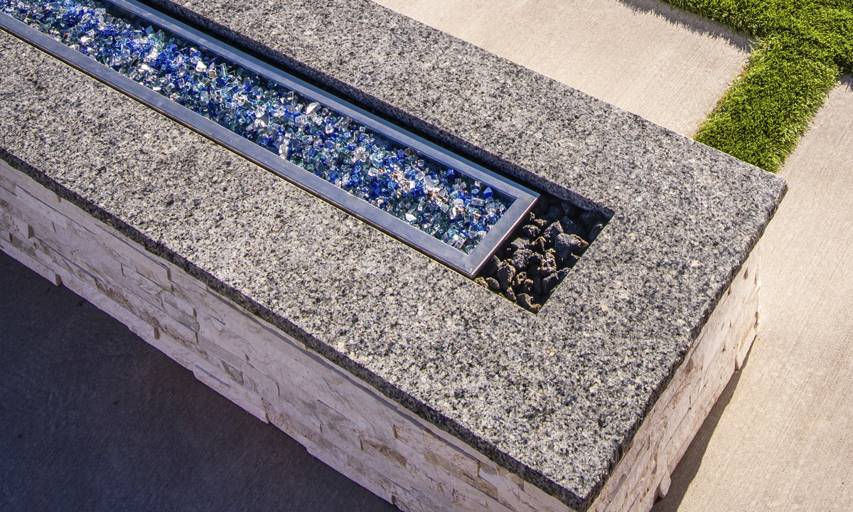 Albuquerque Fire Feature Gas Fired Linear Granite Veneer