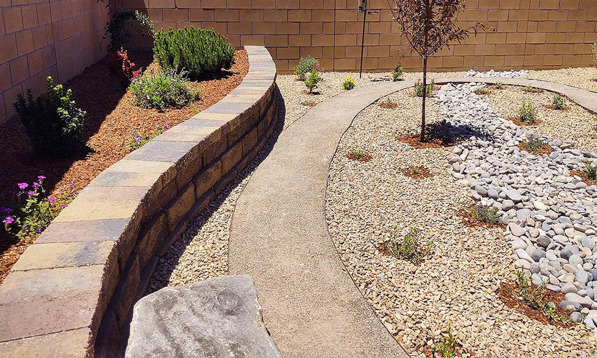 Raised Planting Belgard Bella Bed Dry Creek Xeriscape Crusher Fine Pathway
