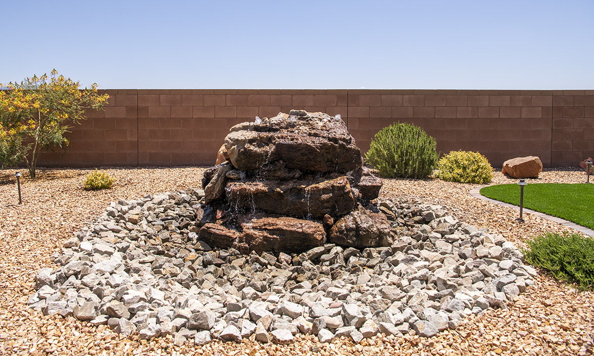 Boulder Water Feature Artificial Turf Lighting
